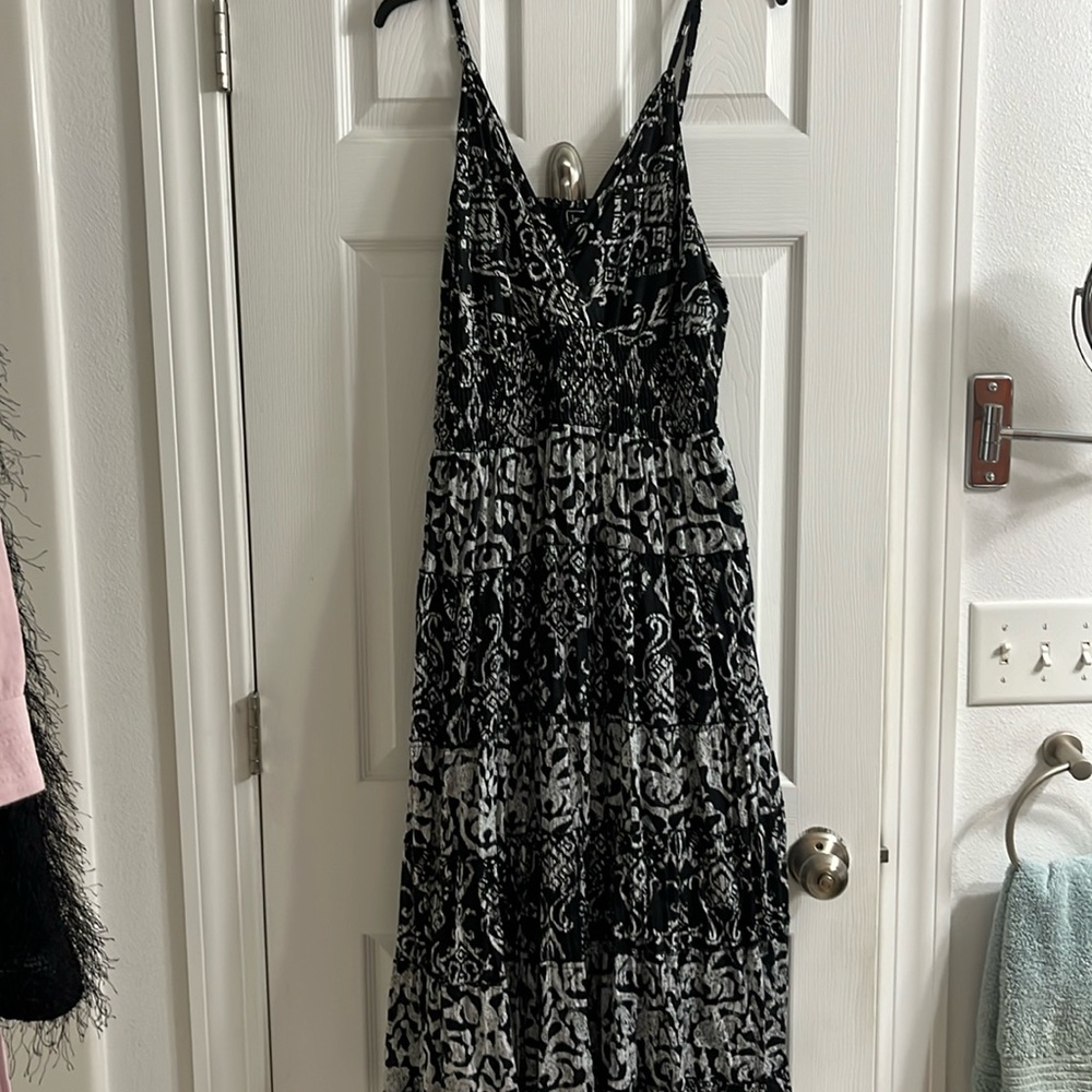 Black and white sun dress never worn